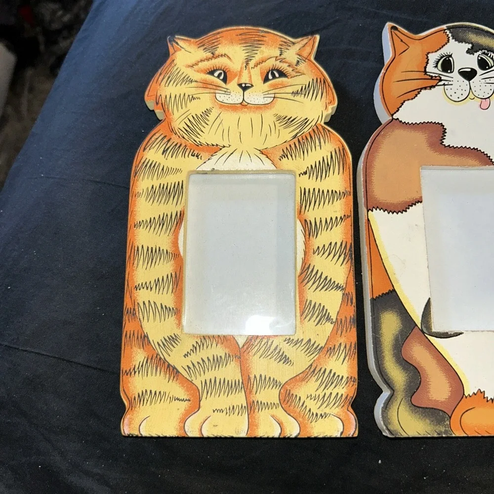 Vintage Lot Of 2 Orange Stripe Brown Black Cat Photo Frames 7 1/2 X 4 Wood Glass